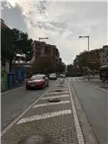 Mupi publicitario en la avenida Antoni Gaudí, número 6, Mollet del Vallès